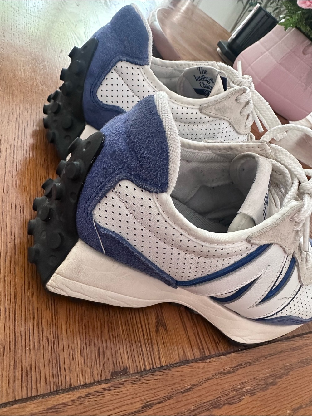 New Balance 327 White and Blue Sneakers - Picture 6 of 7